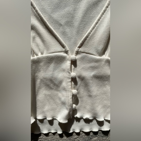 UO Ruby Button-Up Cropped Top - like new - Picture 5 of 8